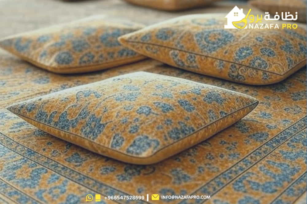 أفضل-طرق-تنظيف-المجالس-القماشية
